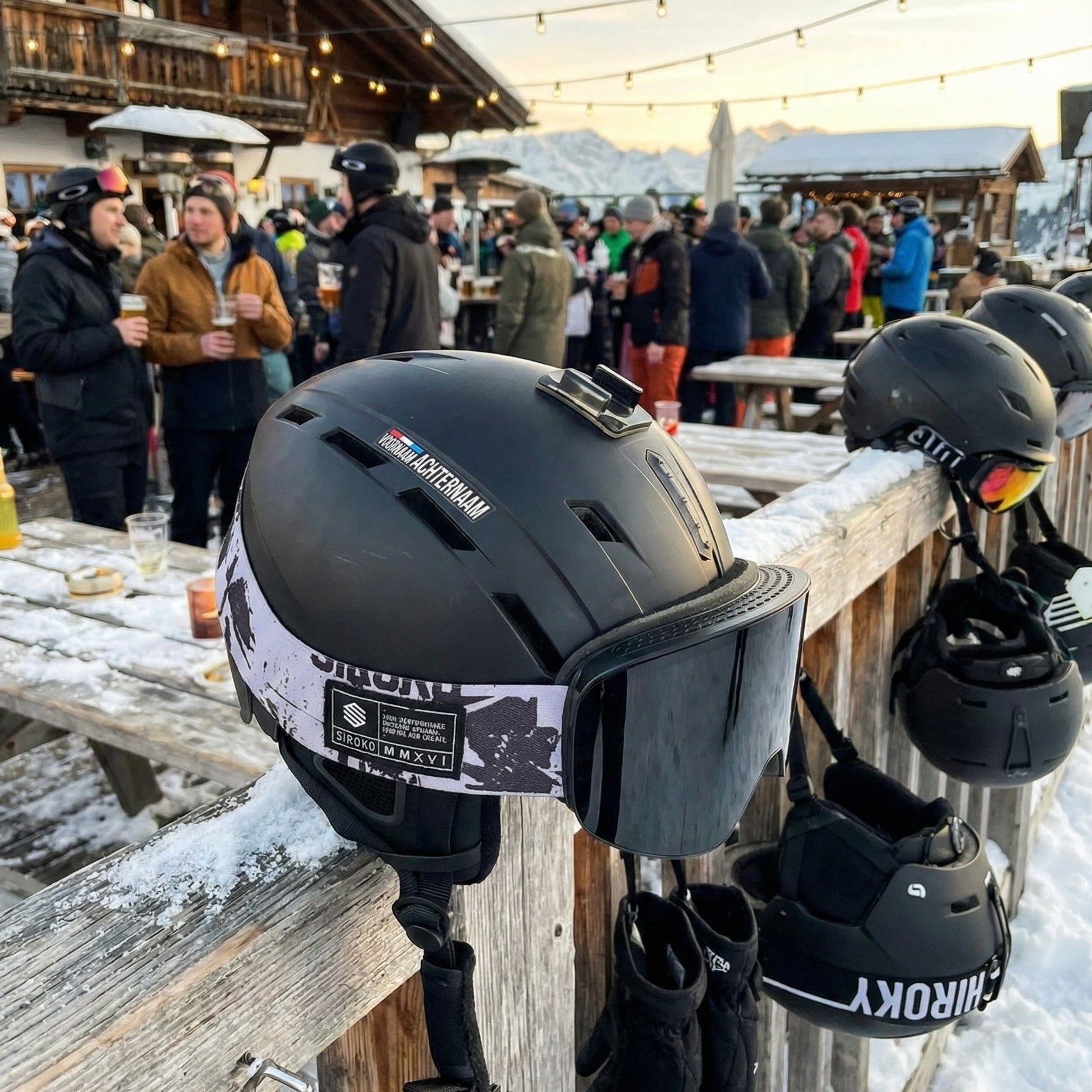 Name & Flaggenaufkleber 'Mayrhofen' Snowboard