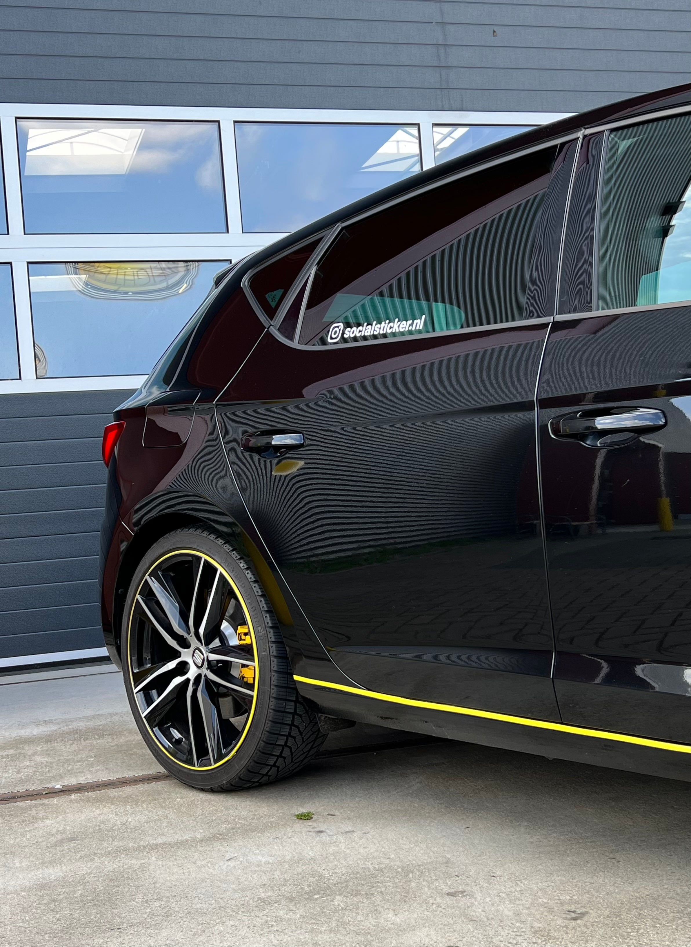 Auto-Striping